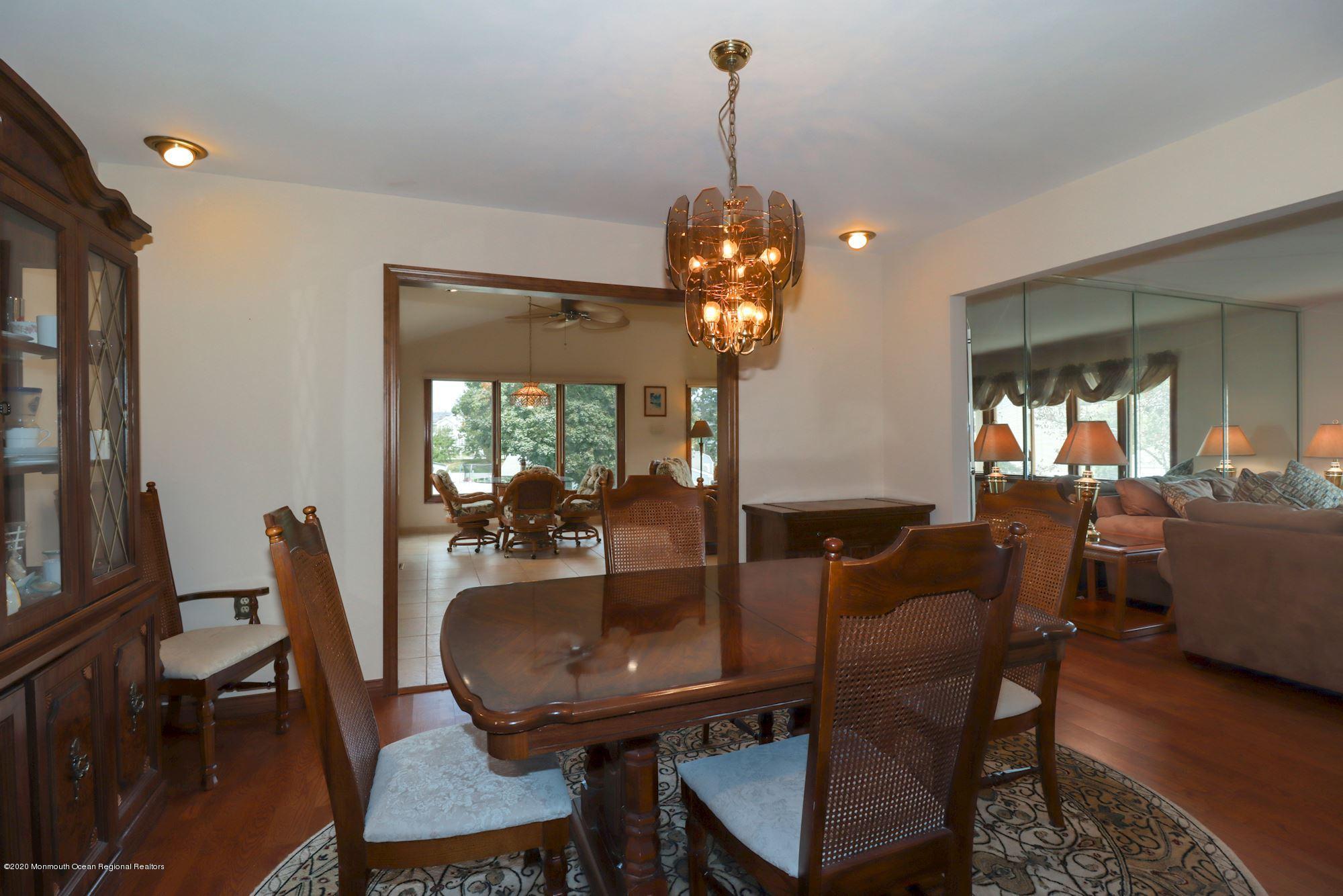 20 Lilac Place Howell, NJ 07731 - Photo 8 of 35 016_20_Lilac_Place_310944_578736