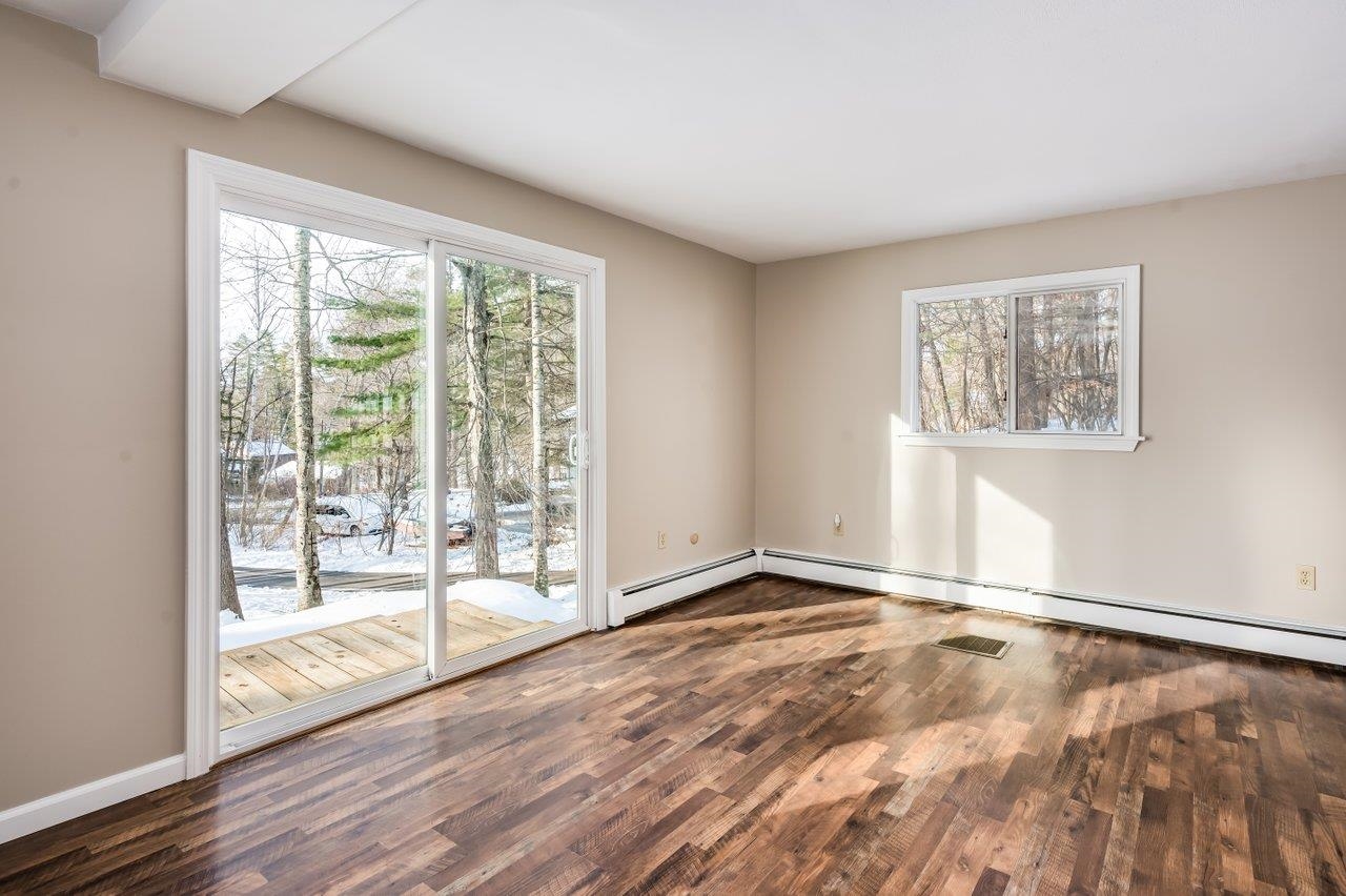 87 Edgewater Drive Barrington, NH 03825 - Photo 6 of 37
