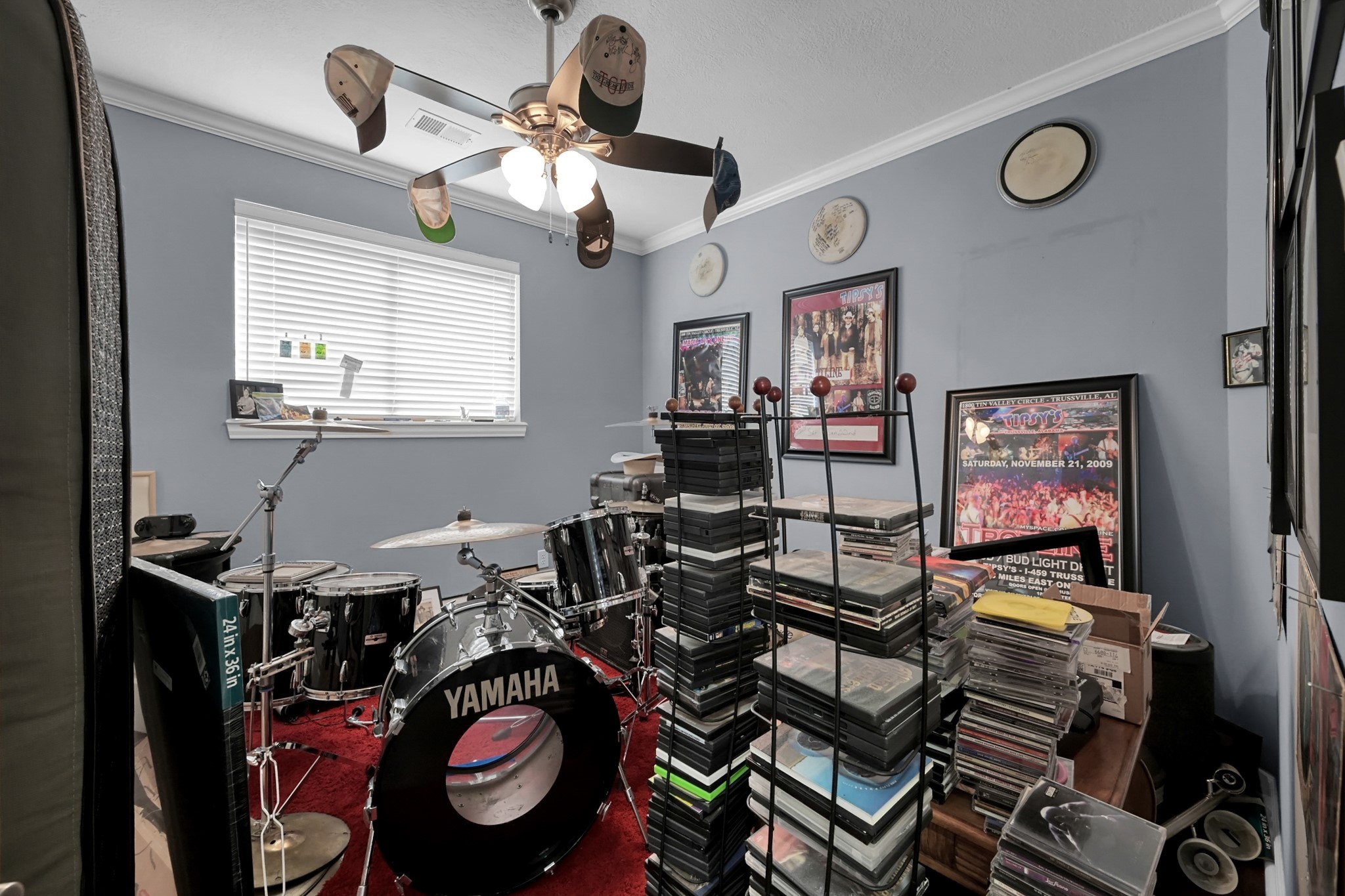 192 Monterrey Road West Montgomery, TX 77356 - Photo 30 of 45 a very nice looking room with many windows