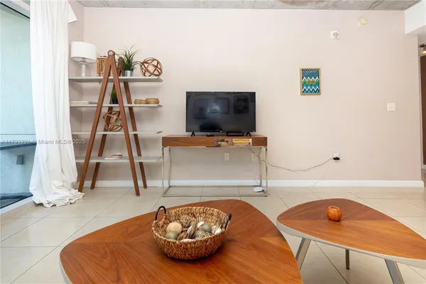 $3,500 | 3250 Northeast 1st Avenue, Unit 608, Miami, FL 33127