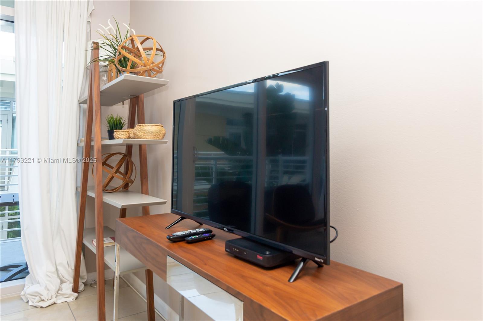 3250 Northeast 1st Avenue, Unit 608 Miami, FL 33127 - Photo 23 of 36