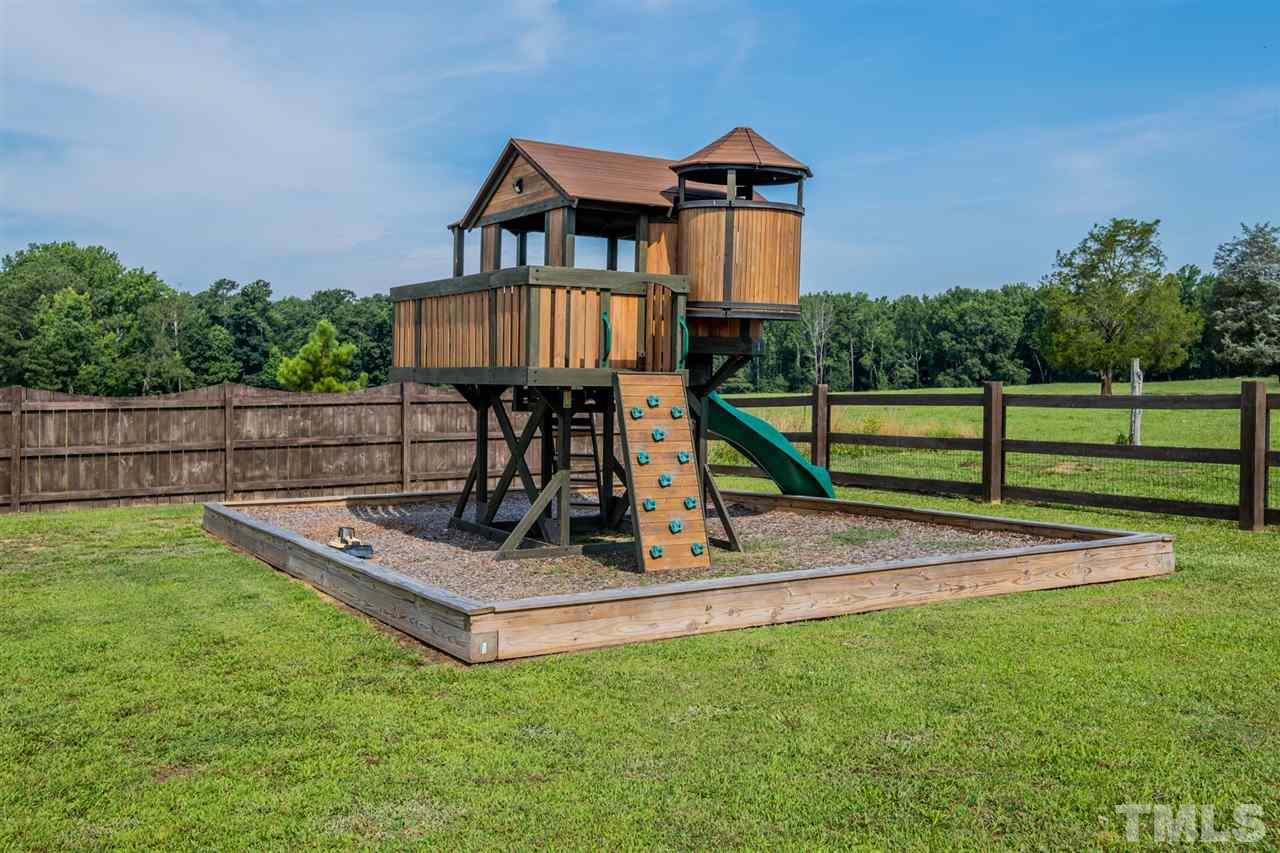 416 Seabring Lane Raleigh, NC 27603 - Photo 10 of 30 Gallery Image 10
