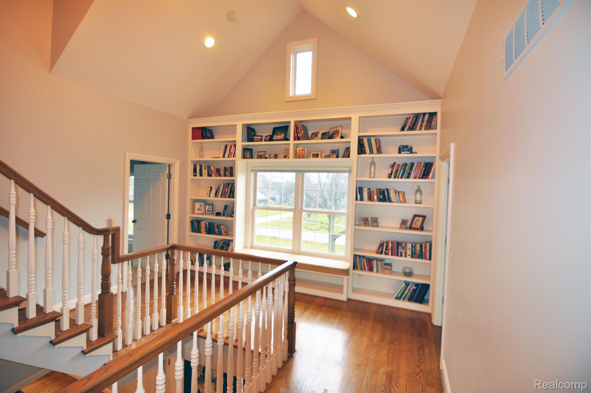 18870 Riverside Drive Franklin, MI 48025 - Photo 22 of 44 Gallery Image 22