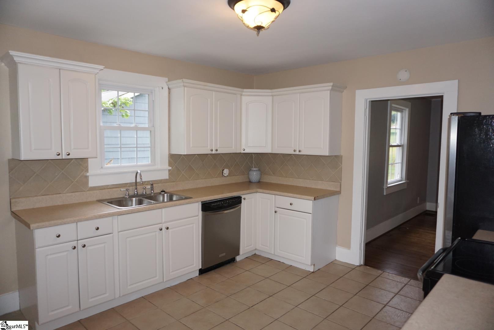 2481 Racing Road Greer, SC 29651 - Photo 12 of 22 Gallery Image 12