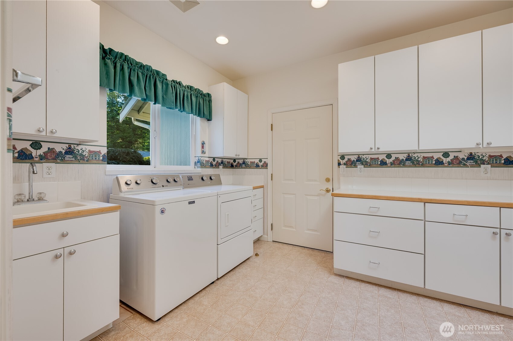17340 Maple Lane La Conner, WA 98257 - Photo 22 of 29
