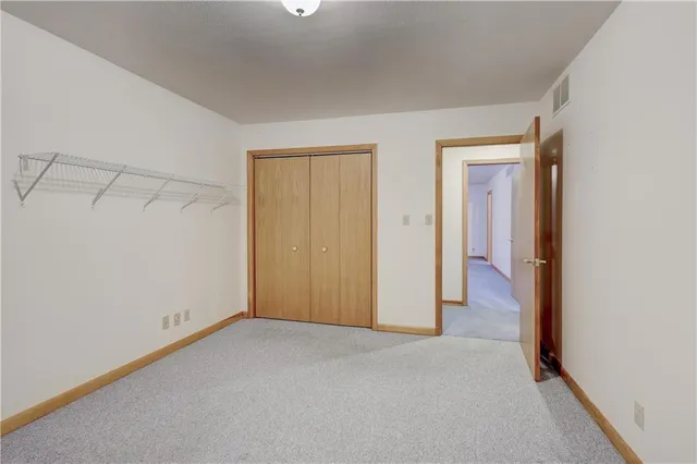 $325,000 | 2908 Woodgate Drive, Pittsburg, KS 66762