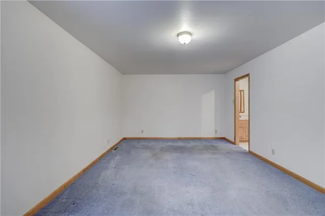 $325,000 | 2908 Woodgate Drive, Pittsburg, KS 66762