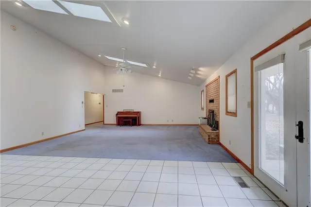 $325,000 | 2908 Woodgate Drive, Pittsburg, KS 66762