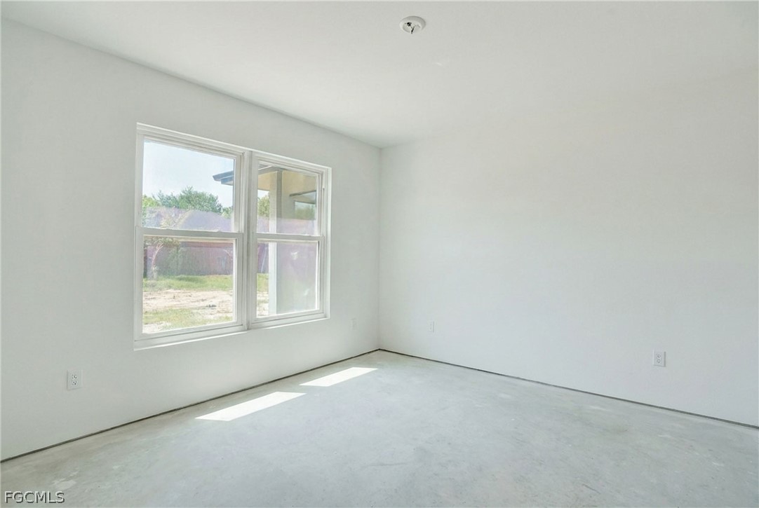 16881 Davis Road, Unit 911 Fort Myers, FL 33908 - Photo 12 of 35