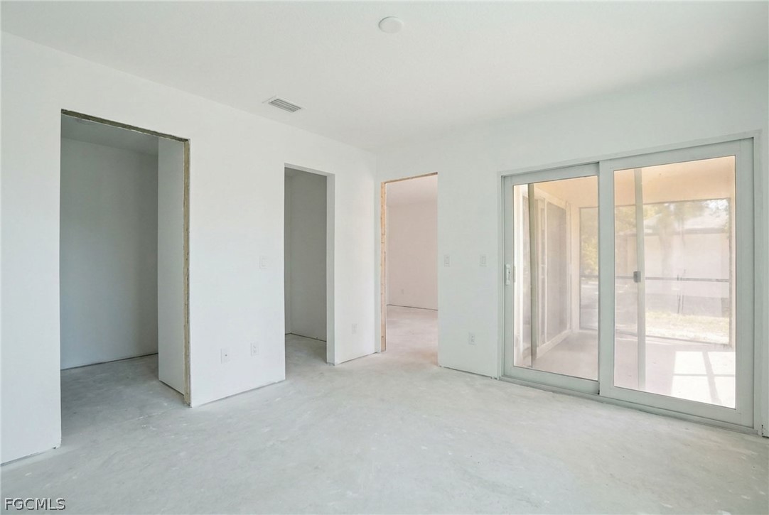 16881 Davis Road, Unit 911 Fort Myers, FL 33908 - Photo 17 of 35