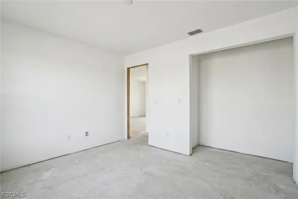 $75,000 | 16881 Davis Road, Unit 911, Fort Myers, FL 33908