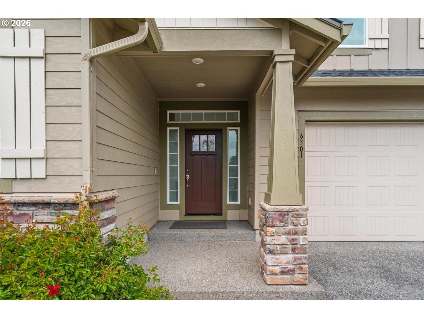 6301 North 89th Avenue Camas, WA 98607 - Photo 2 of 39 a view of a front door of house