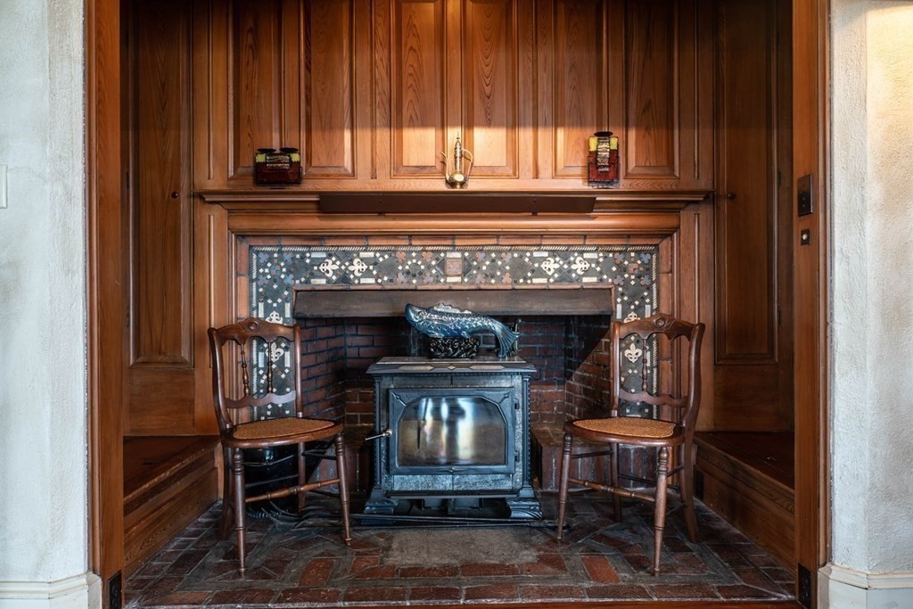 321 Ocean Avenue Marblehead, MA 01945 - Photo 19 of 37