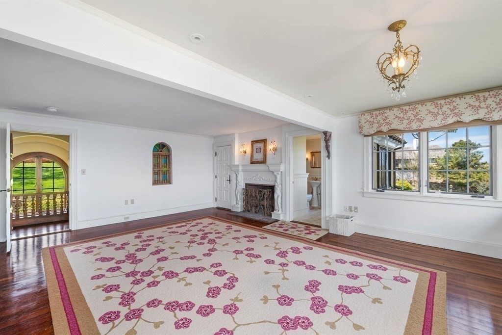 321 Ocean Avenue Marblehead, MA 01945 - Photo 33 of 37