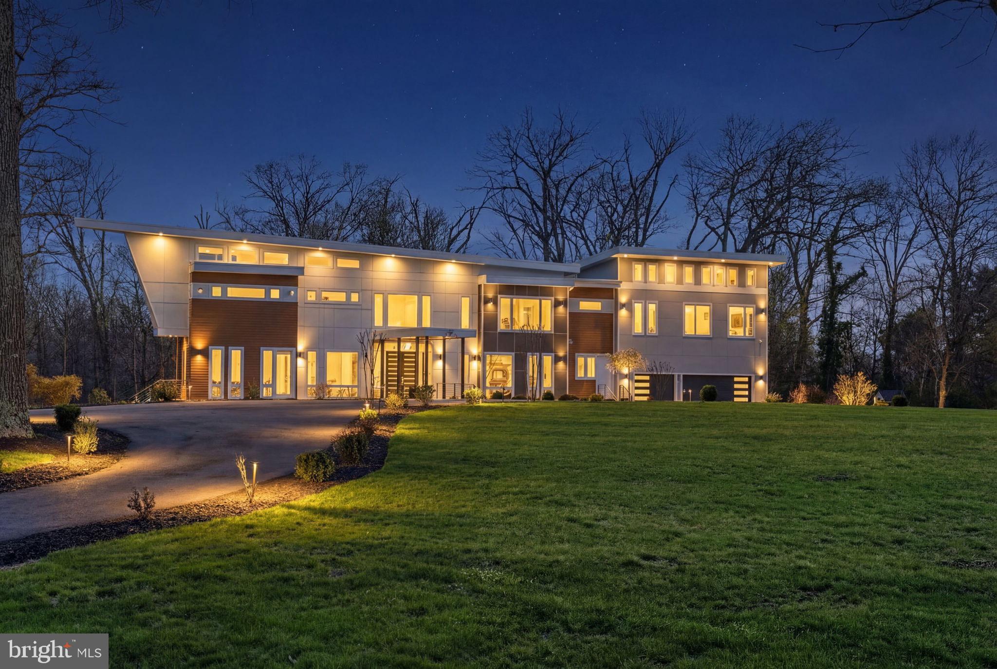 2368 Hunter Mill Road Vienna, VA 22181 - Photo 4 of 74 Night View