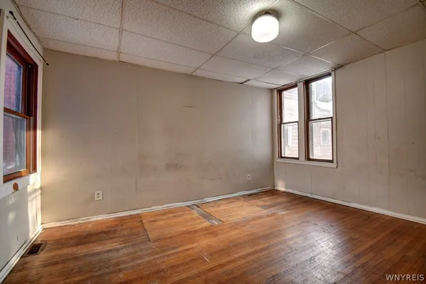 $249,900 | 364 West Avenue, Buffalo, NY 14201
