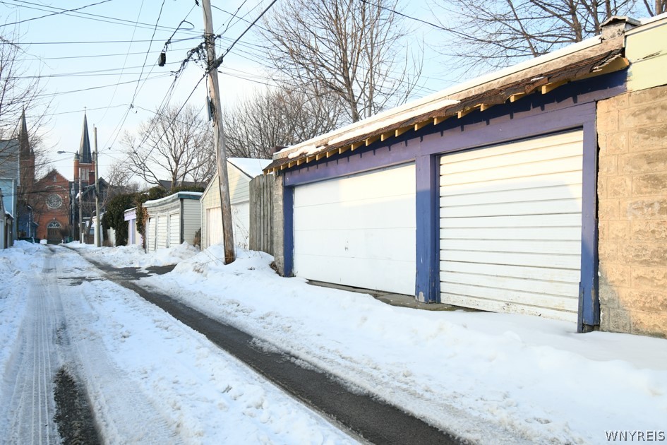 364 West Avenue Buffalo, NY 14201 - Photo 39 of 43