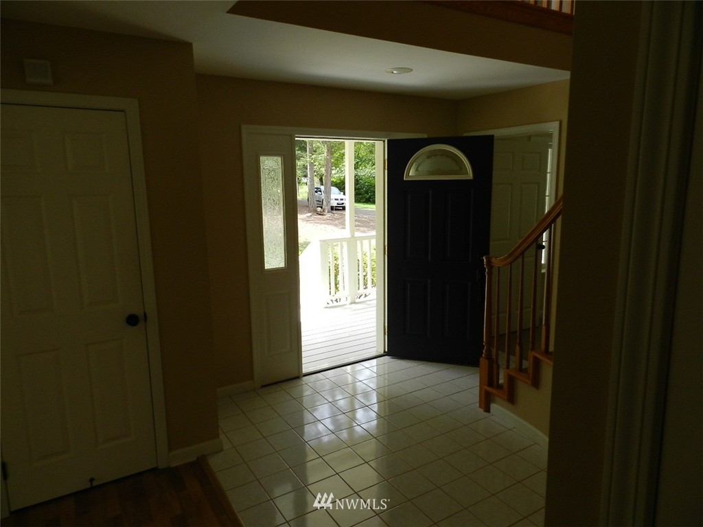 7287 Southeast Nelson Road Olalla, WA 98359 - Photo 6 of 25 Gallery Image 6