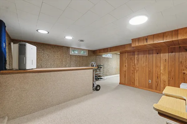 $450,000 | 3207 Douglas Woods Drive, Urbana, IL 61802
