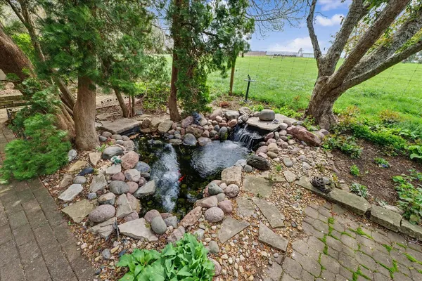 $450,000 | 3207 Douglas Woods Drive, Urbana, IL 61802