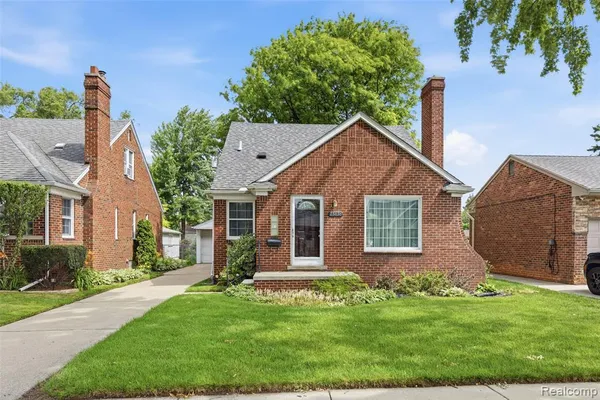 $264,900 | 23636 Edward Street, Dearborn, MI 48128