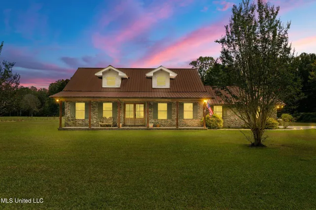 $349,900 | 488 Rawls Springs Loop Road, Hattiesburg, MS 39402