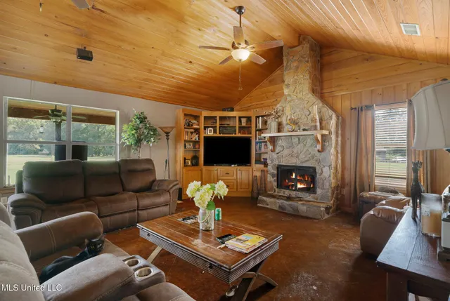 $349,900 | 488 Rawls Springs Loop Road, Hattiesburg, MS 39402