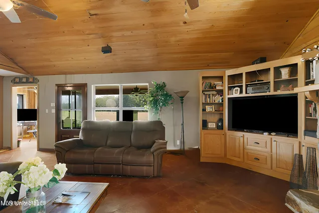 $349,900 | 488 Rawls Springs Loop Road, Hattiesburg, MS 39402