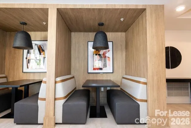 $2,277 | 425 West Trade Street, Unit 2DR, Charlotte, NC 28202