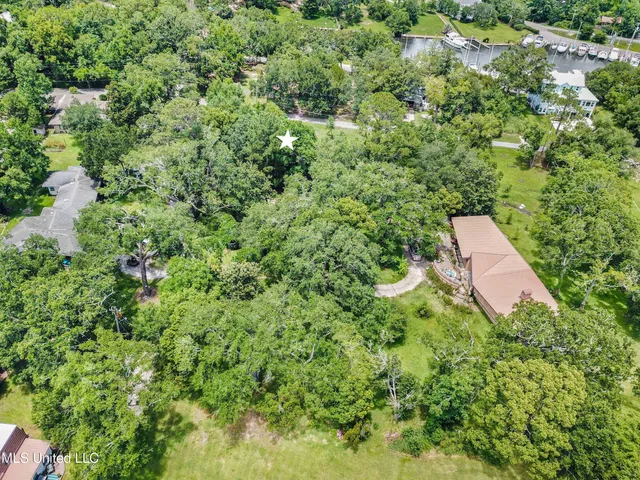 $365,000 | 109 Clark Lane, Ocean Springs, MS 39564