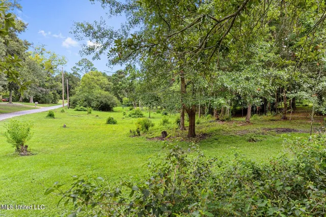 $365,000 | 109 Clark Lane, Ocean Springs, MS 39564