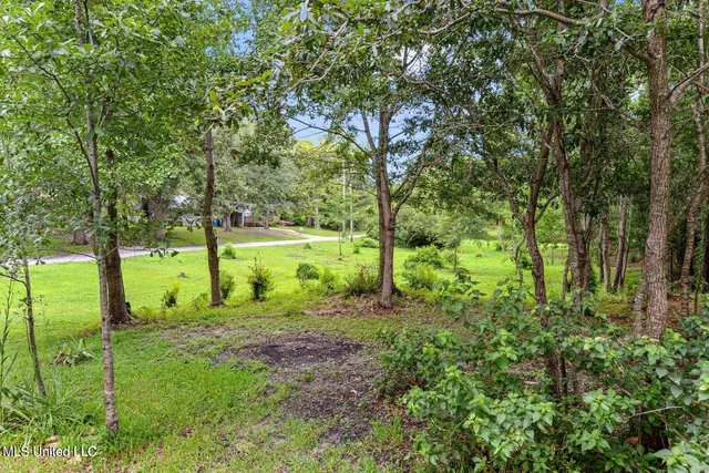 $365,000 | 109 Clark Lane, Ocean Springs, MS 39564