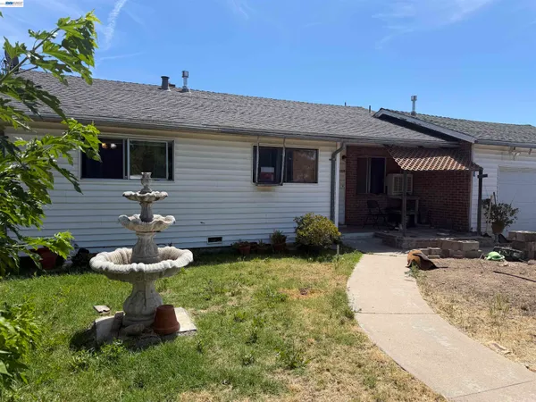 $360,000 | 700 Spencer Avenue, Modesto, CA 95351