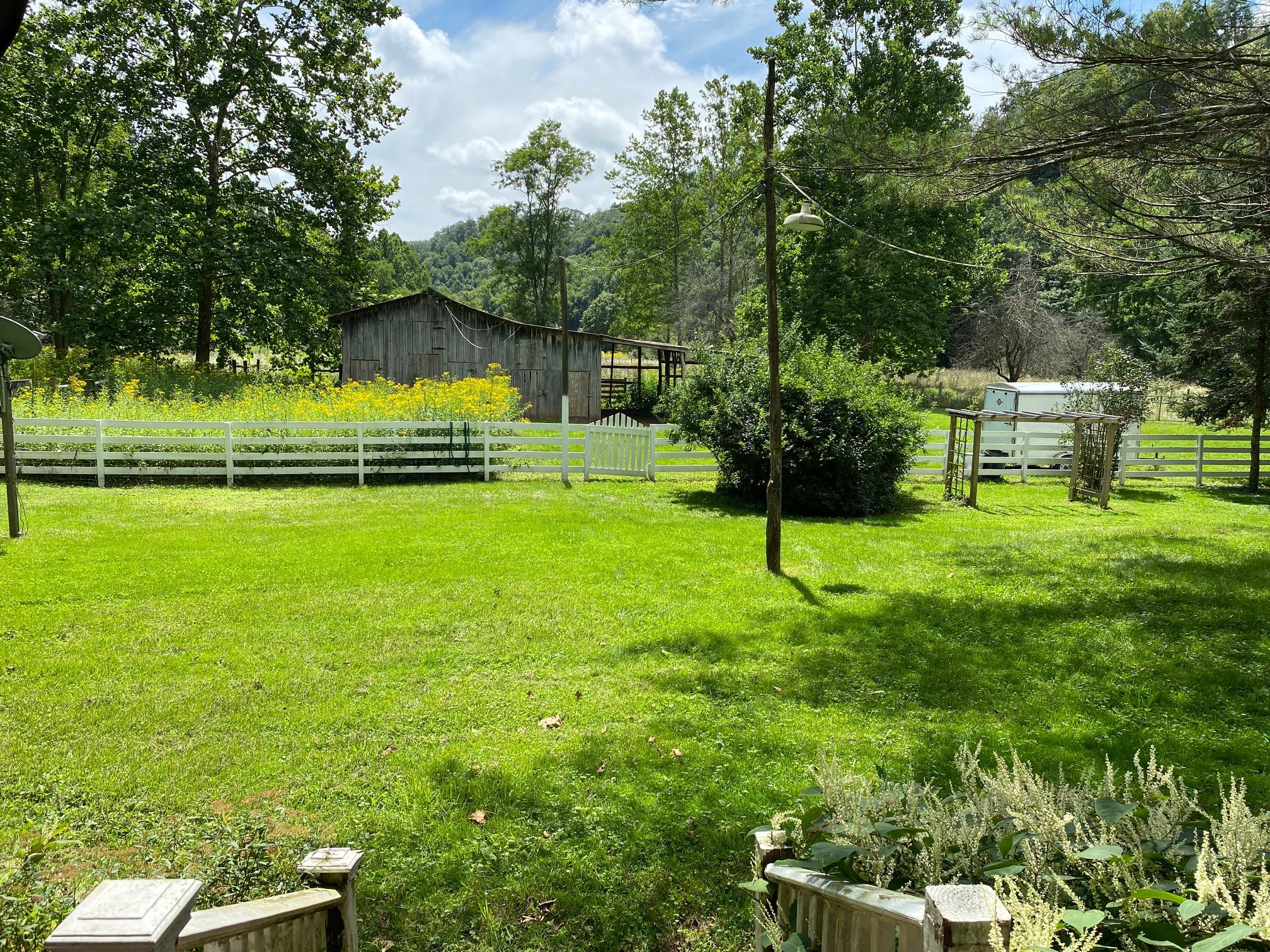 2628 Robins Fork Road Renick, WV 24966 - Photo 24 of 51 Gallery Image 24