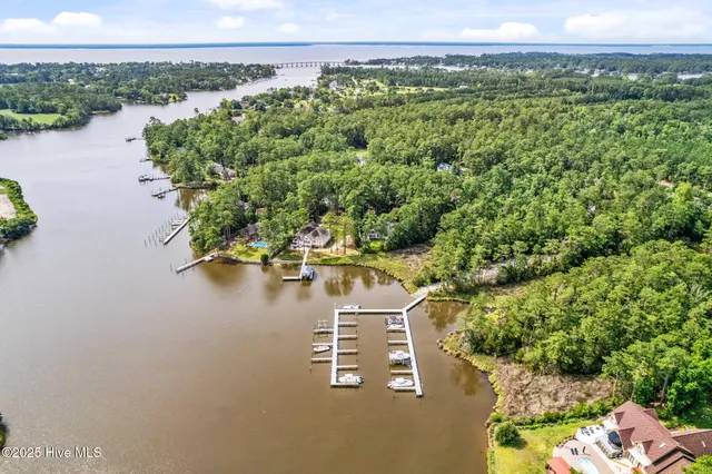 $37,500 | 166 Marsh Run, Oriental, NC 28571