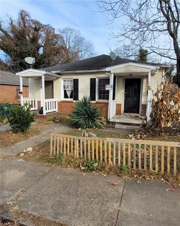 $290,000 | 613 North Dunleith Avenue, Winston-Salem, NC 27101