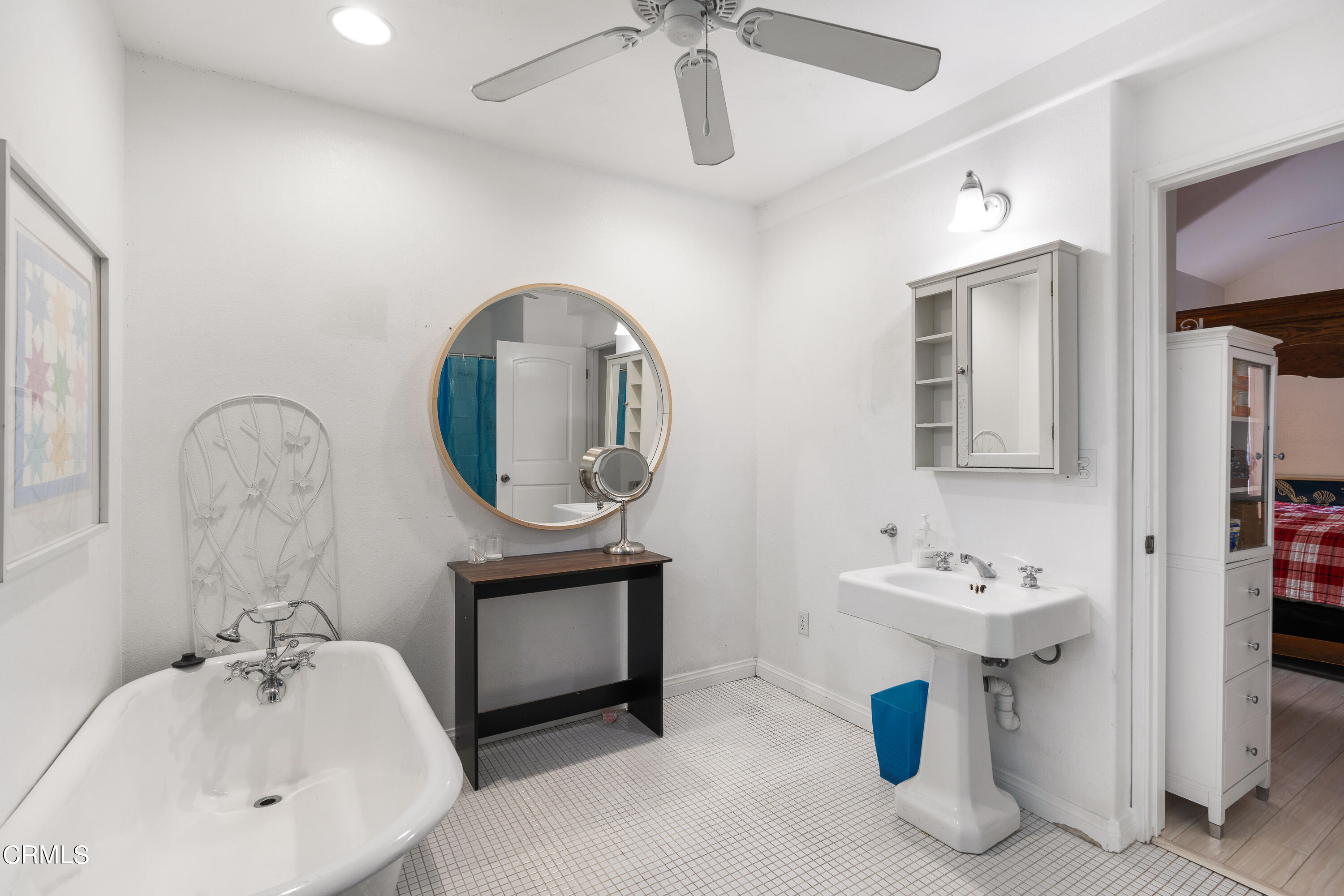 853 Chapea Road Pasadena, CA 91107 - Photo 21 of 32 a bathroom with a sink and a mirror