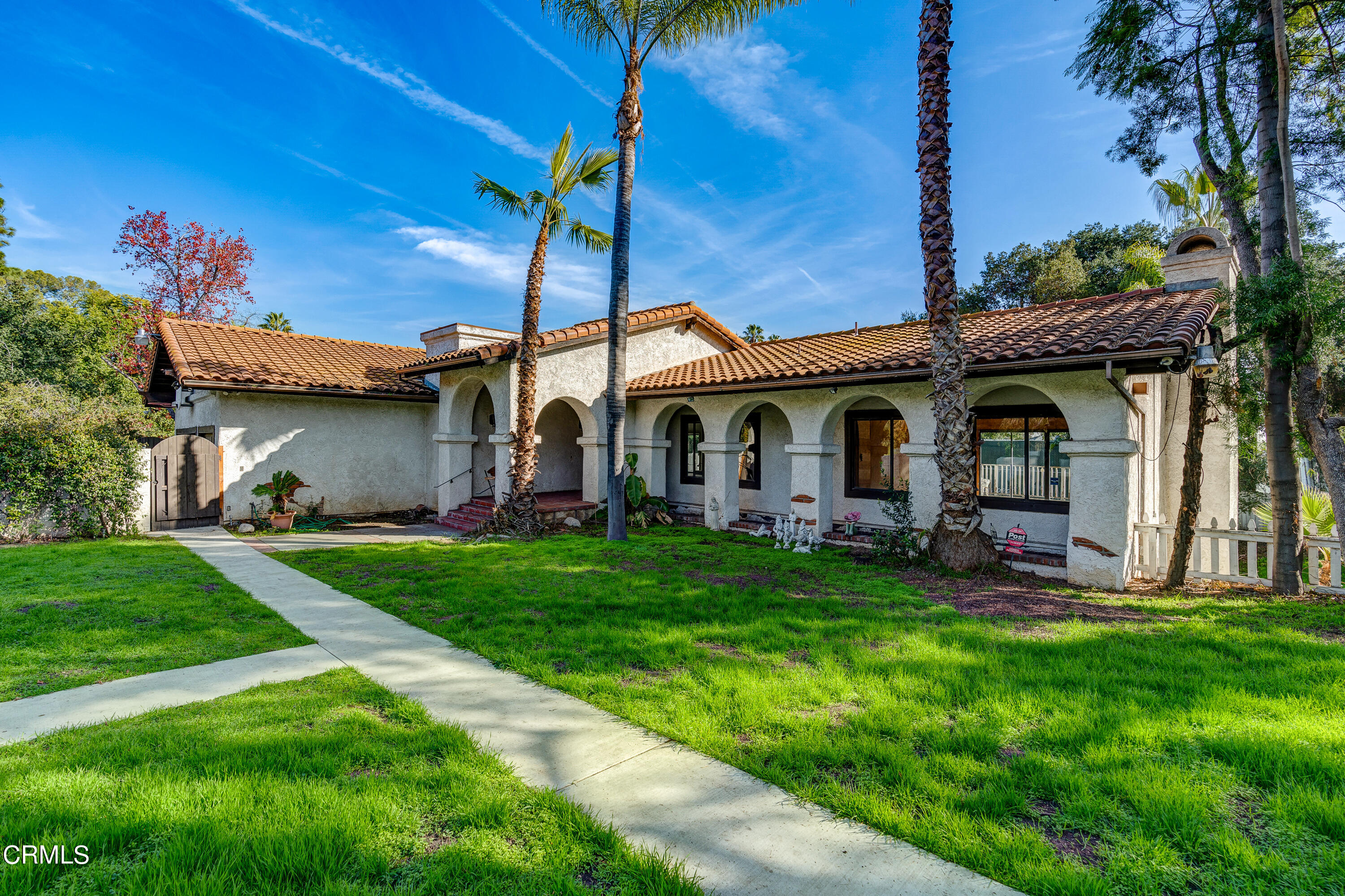 853 Chapea Road Pasadena, CA 91107 - Photo 25 of 32 a front view of a house with garden
