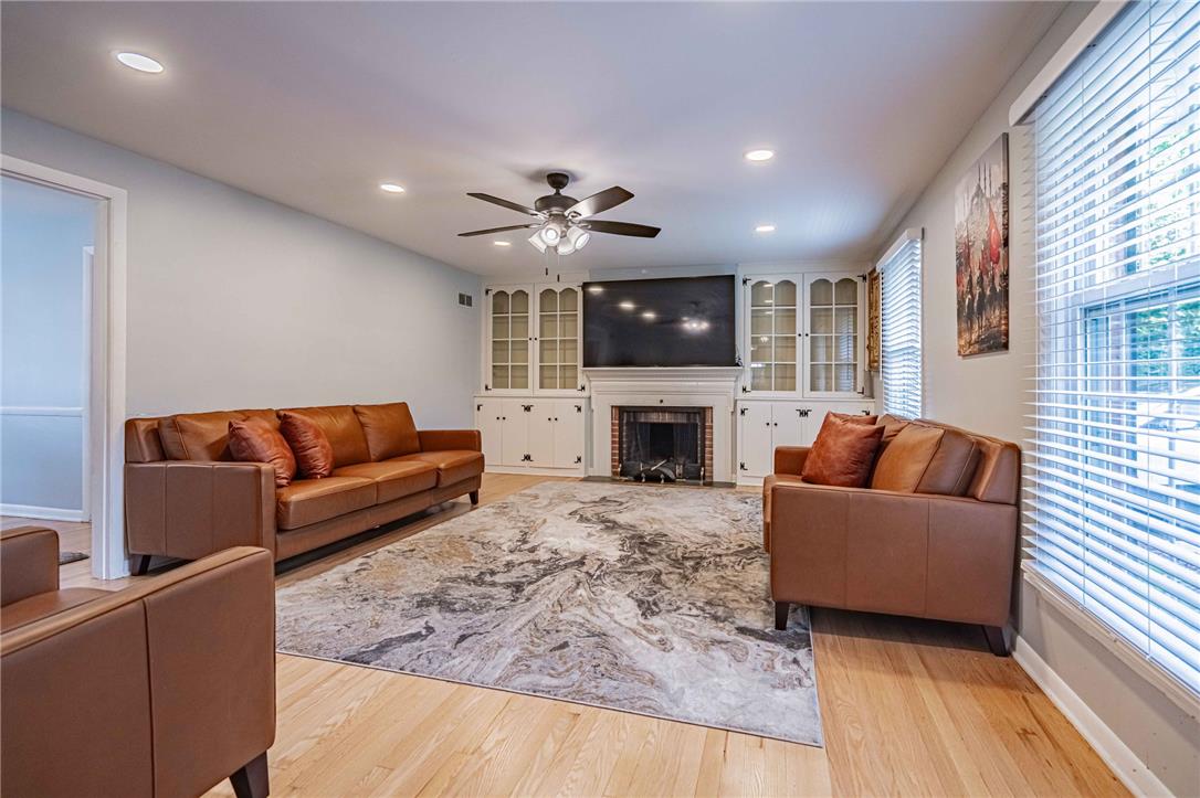 285 Bridle Path Road Bethlehem, PA 18017 - Photo 9 of 54 a living room with furniture and a fireplace