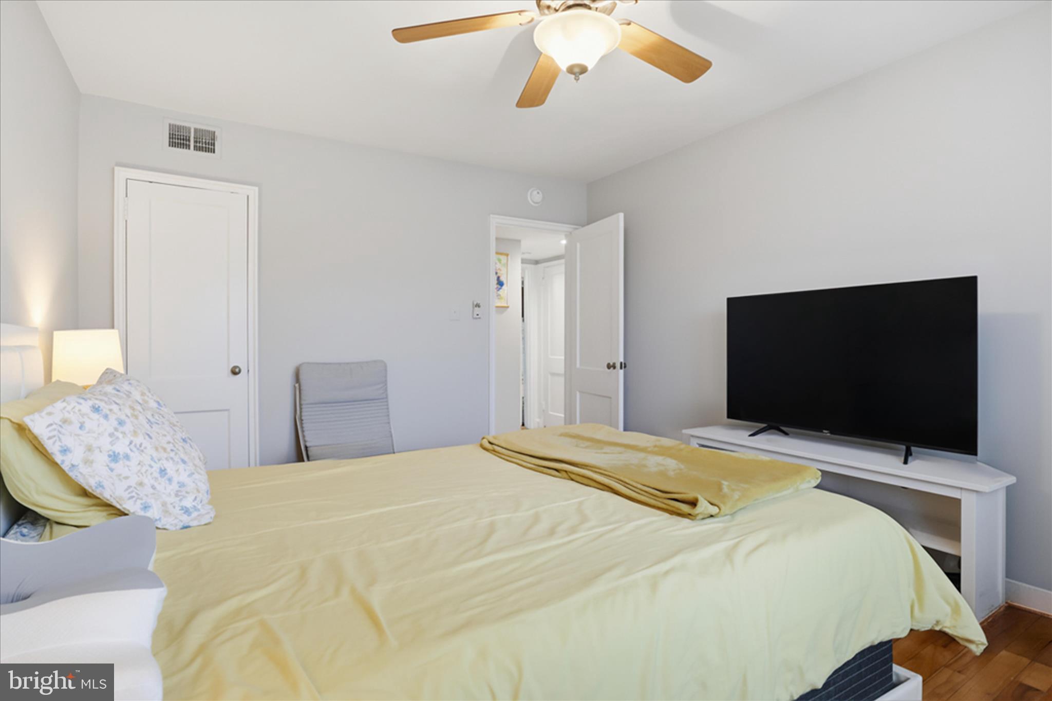 2904 13th Road South, Unit 4301 Arlington, VA 22204 - Photo 12 of 24