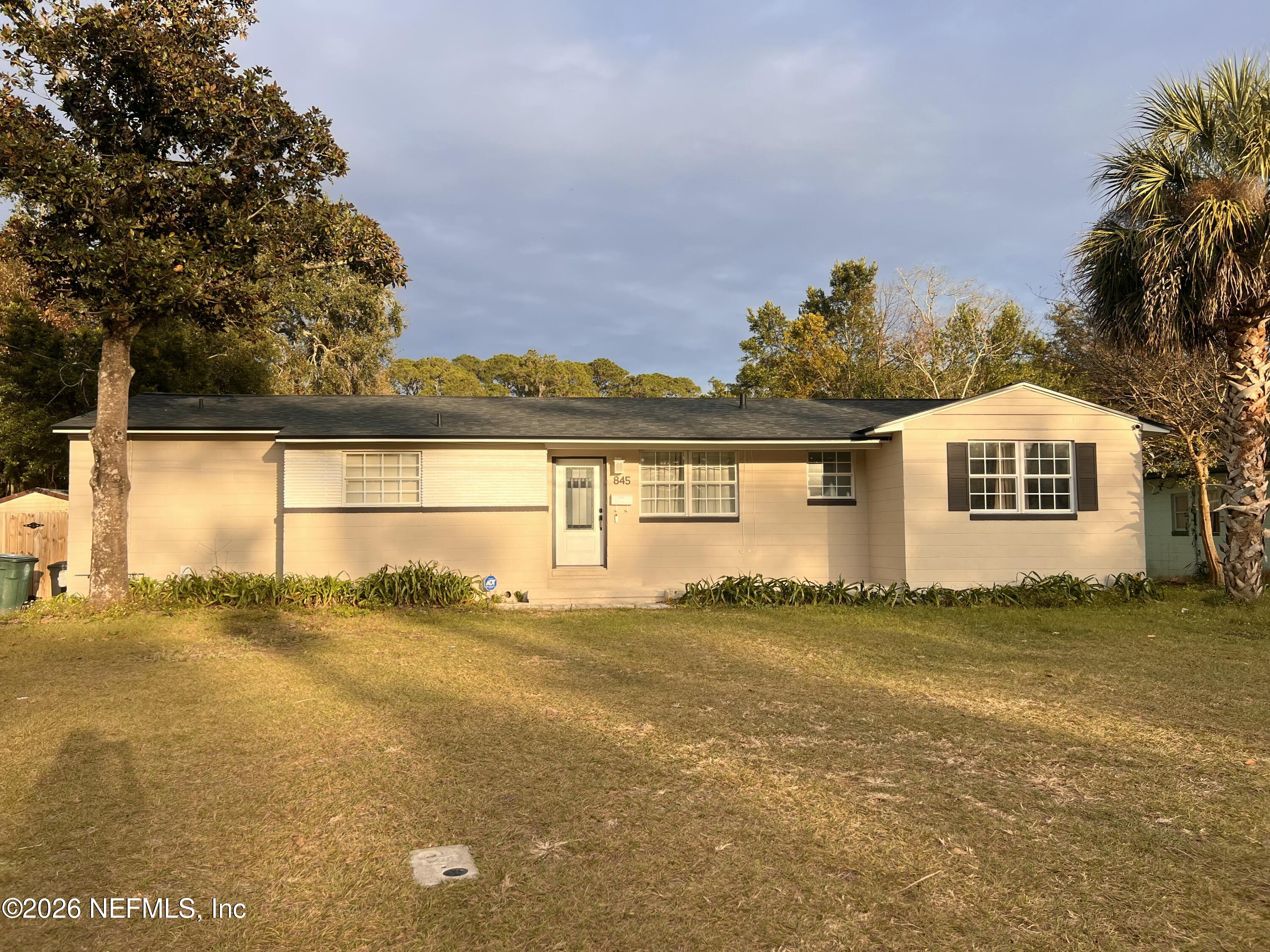 845 Ibis Road Jacksonville, FL 32216 - Photo 2 of 9 IMG_8070