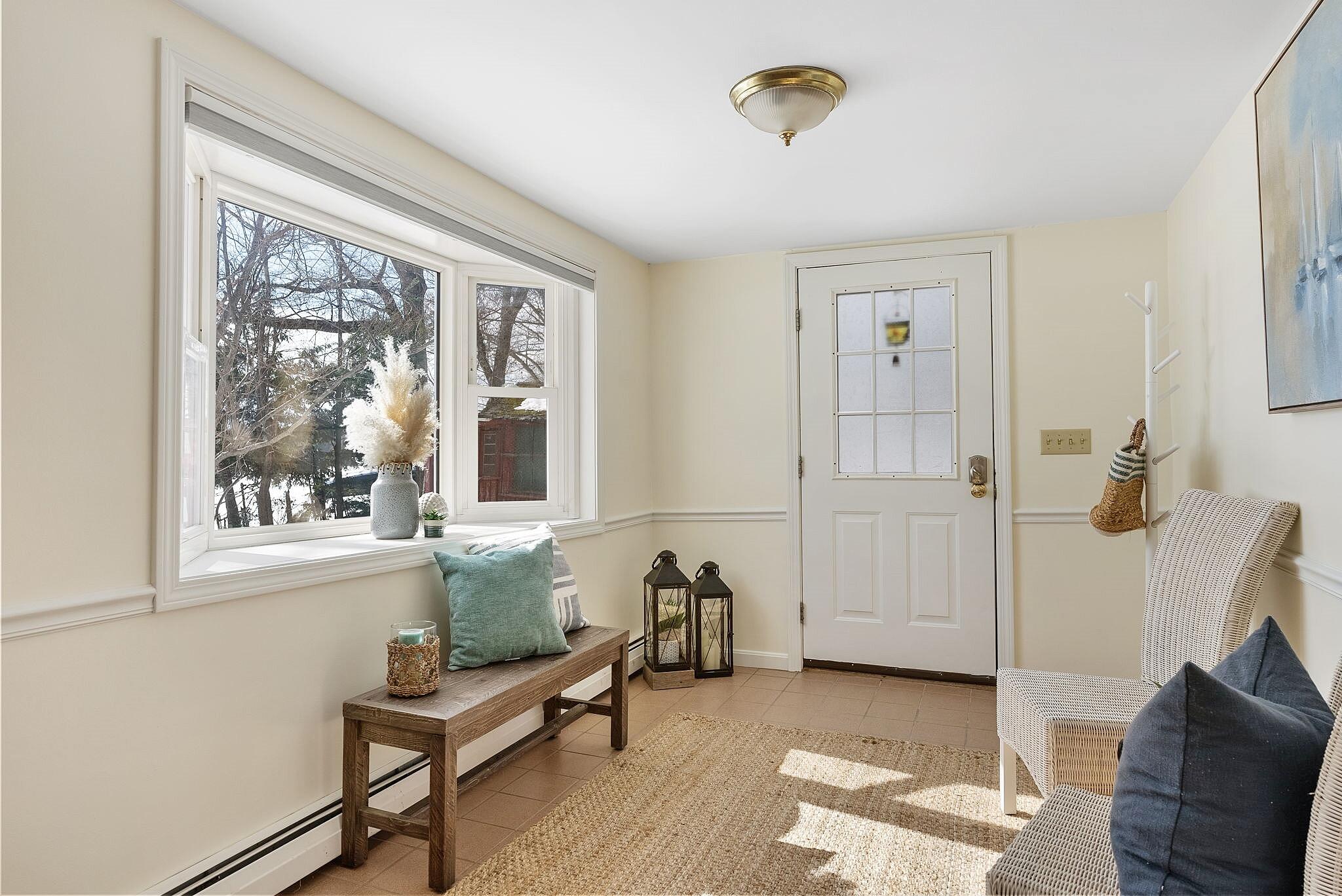 111 Cottage Road Windham, ME 04062 - Photo 27 of 36 Lakefront_Maine_Home_Tru Brits_Keller Wi