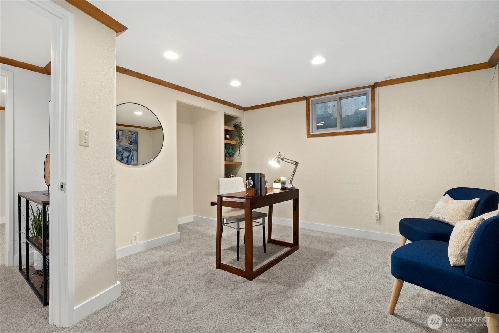 808 Alameda Avenue Fircrest, WA 98466 - Photo 26 of 39 a living room with furniture