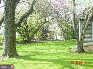 3975 Buck Road Huntingdon Valley, PA 19006 - Photo 3 of 5 Gallery Image 3