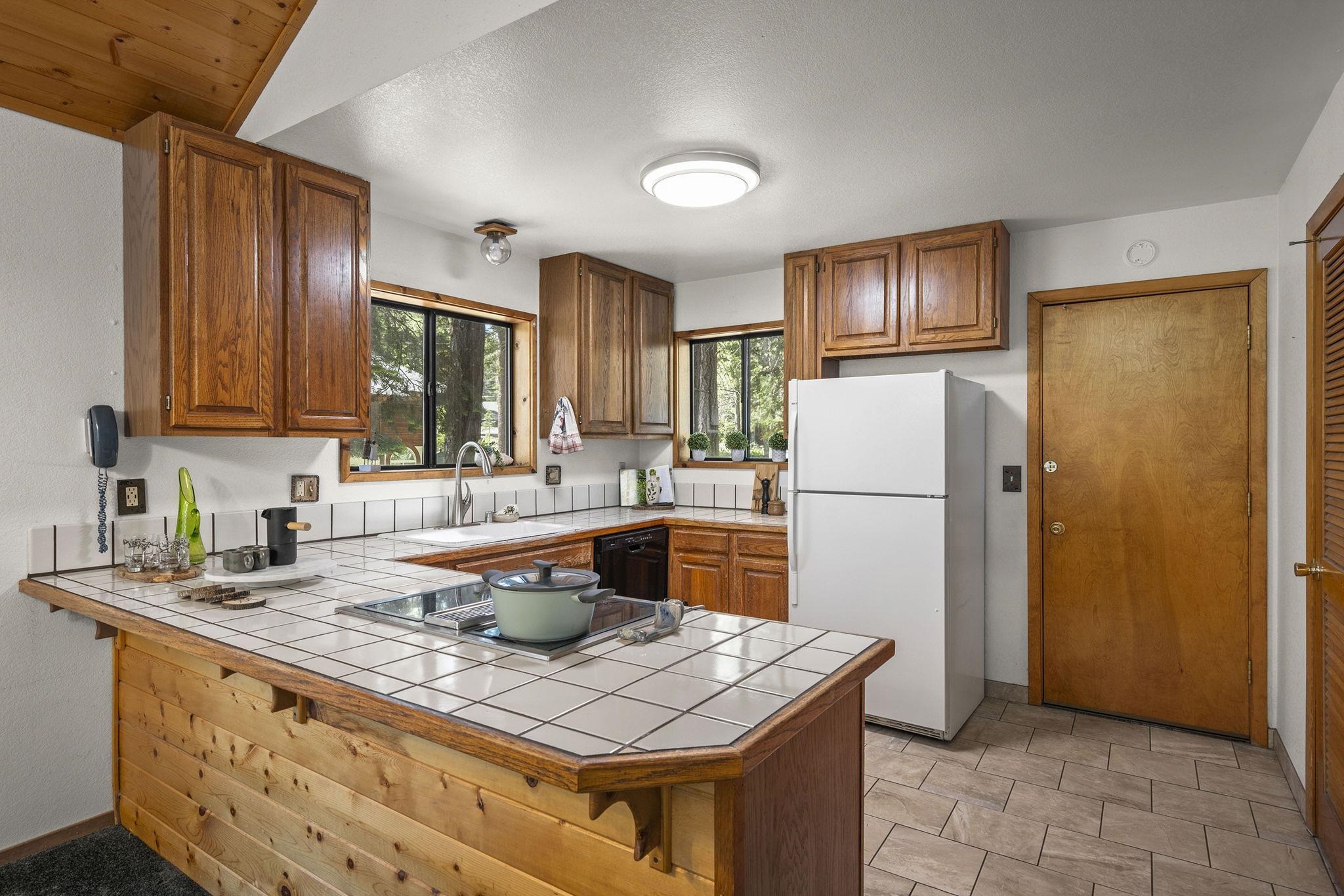 12331 Bennett Flat Road Truckee, CA 96161 - Photo 11 of 28