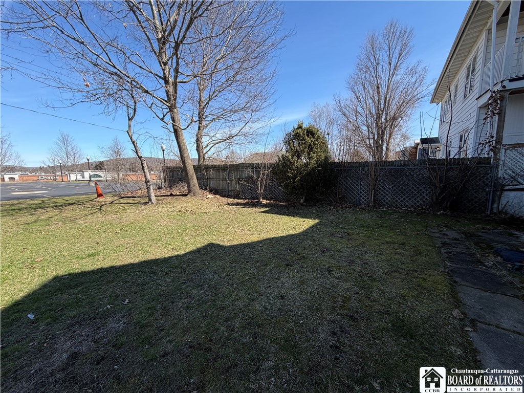 305 Tompkins Street Olean, NY 14760 - Photo 3 of 37