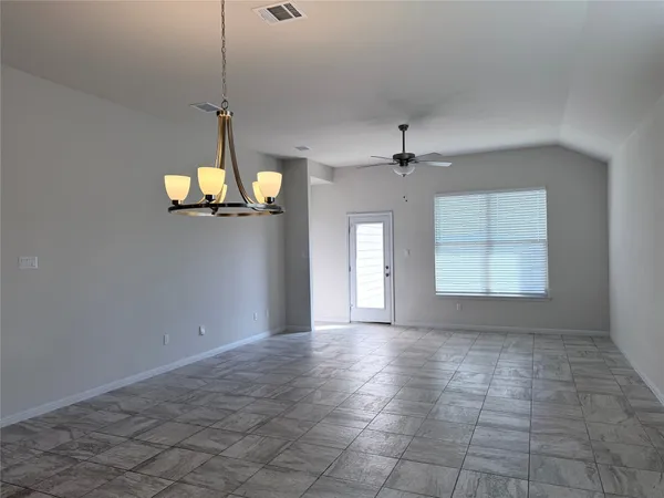 $2,225 | 605 Elm Grn Street, Hutto, TX 78634