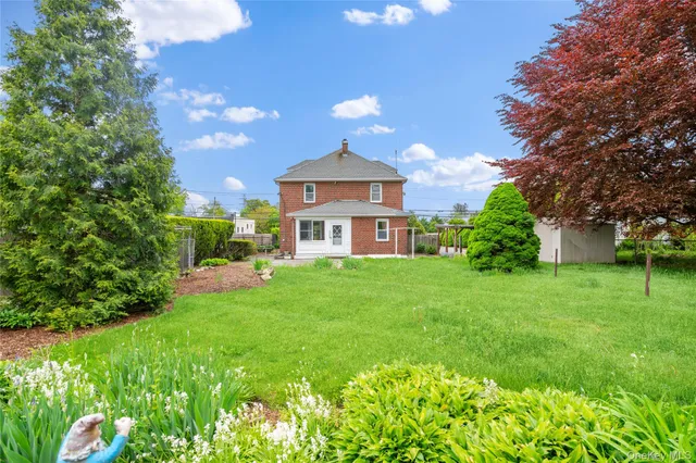 $4,500 | 1030 Glen Cove Avenue, Glen Head, NY 11545