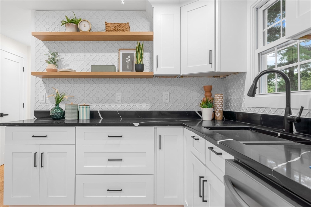 12 Assabet Street Maynard, MA 01754 - Photo 14 of 42