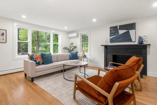 $825,000 | 12 Assabet Street, Maynard, MA 01754